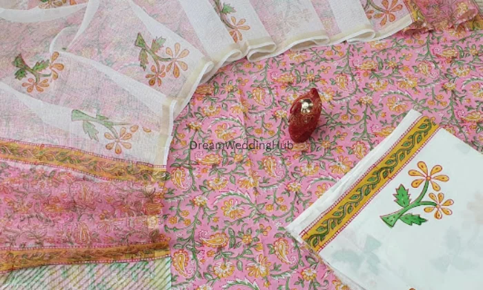 Adhyan s The Fashion Hub